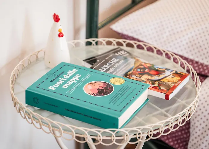 Casa Fuori Casa - 200 Mt Dal Casello Autostradale, Parcheggio Gratuito, Garage Moto Alojamento de Acomodação e Pequeno-almoço