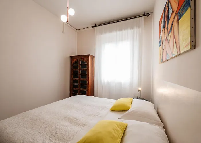 Casa Fuori Casa - 200 Mt Dal Casello Autostradale, Parcheggio Gratuito, Garage Moto